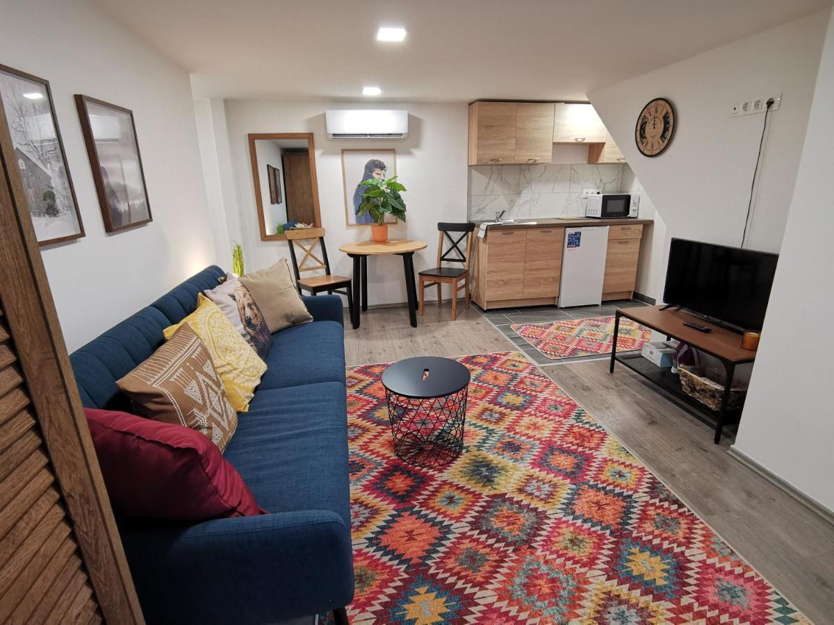 Smile Miko Apartment By Castle บูดาเปสต์ ภายนอก รูปภาพ