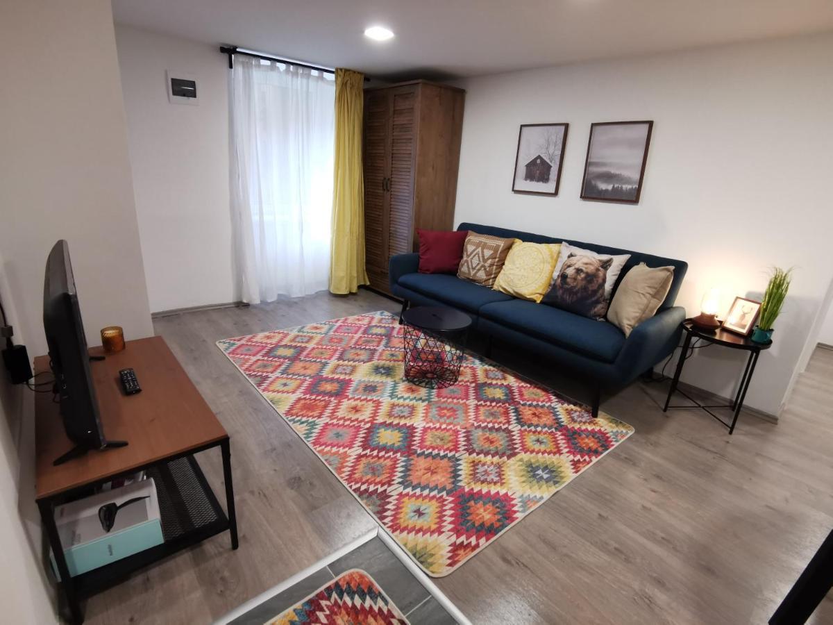 Smile Miko Apartment By Castle บูดาเปสต์ ภายนอก รูปภาพ