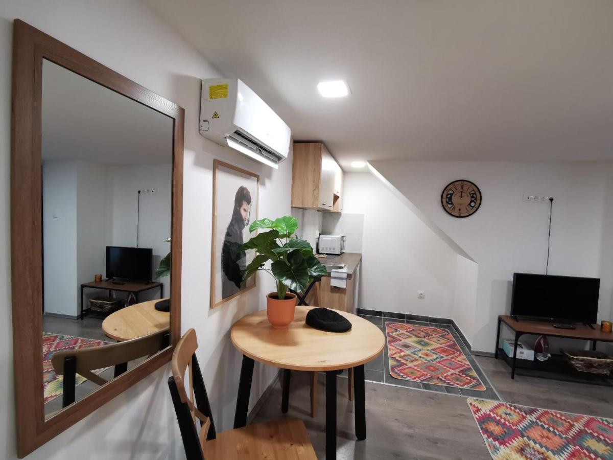 Smile Miko Apartment By Castle บูดาเปสต์ ภายนอก รูปภาพ
